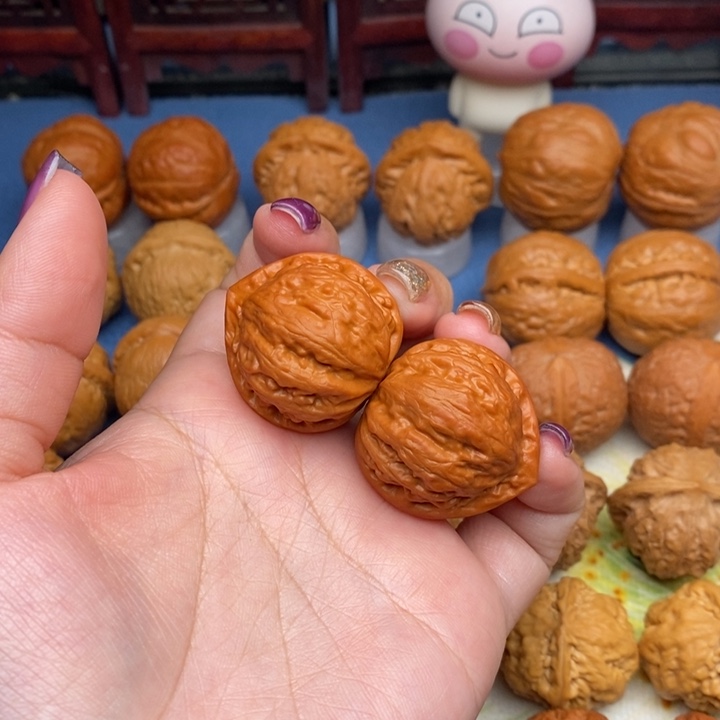 文玩核桃吊坠D*y胖头陀