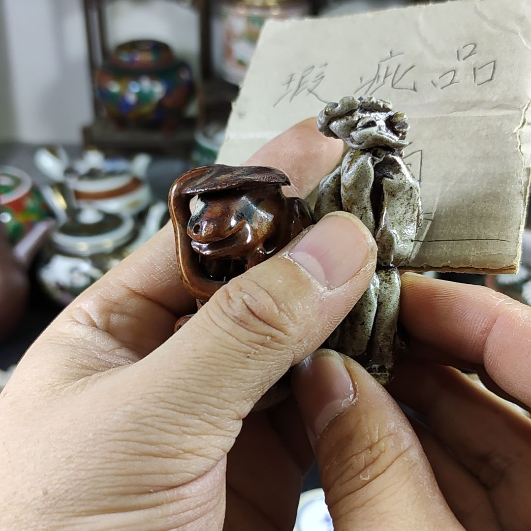 杯30包邮，偏远地区不包邮，中古品不保全新。