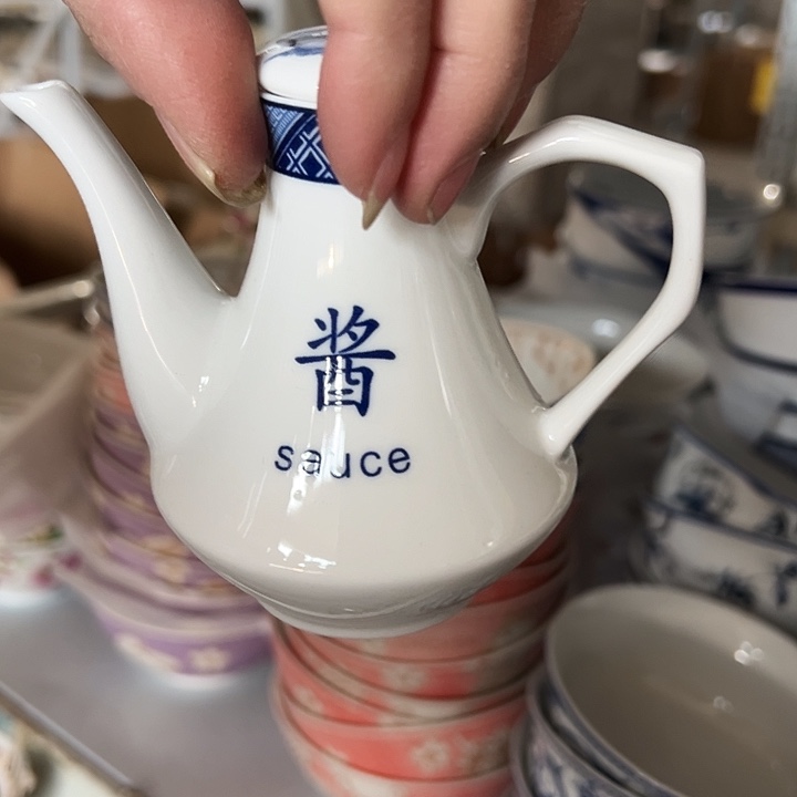 瓷片其它陶瓷杯一个壶