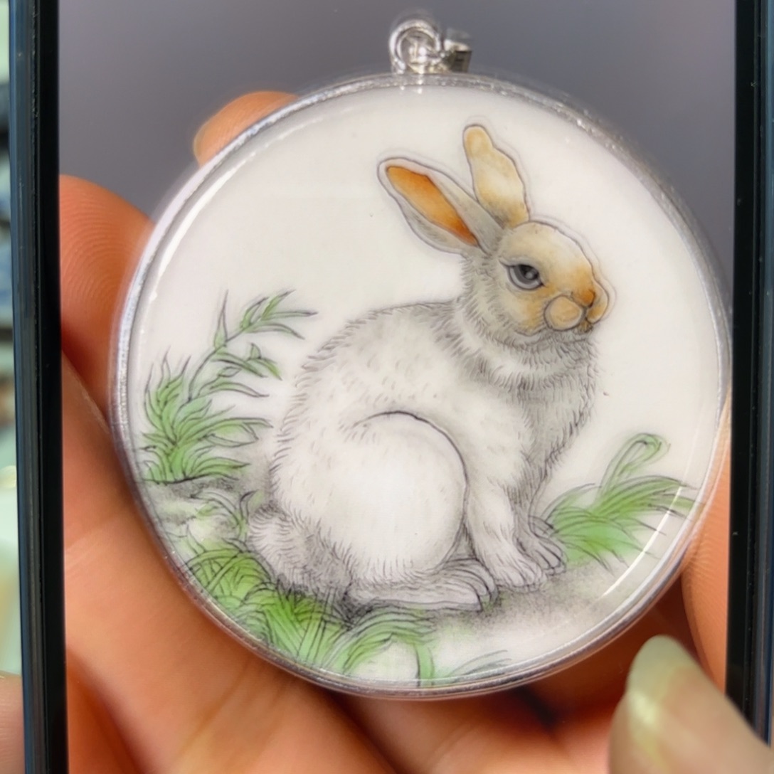 超***瓷片精品挂件一个