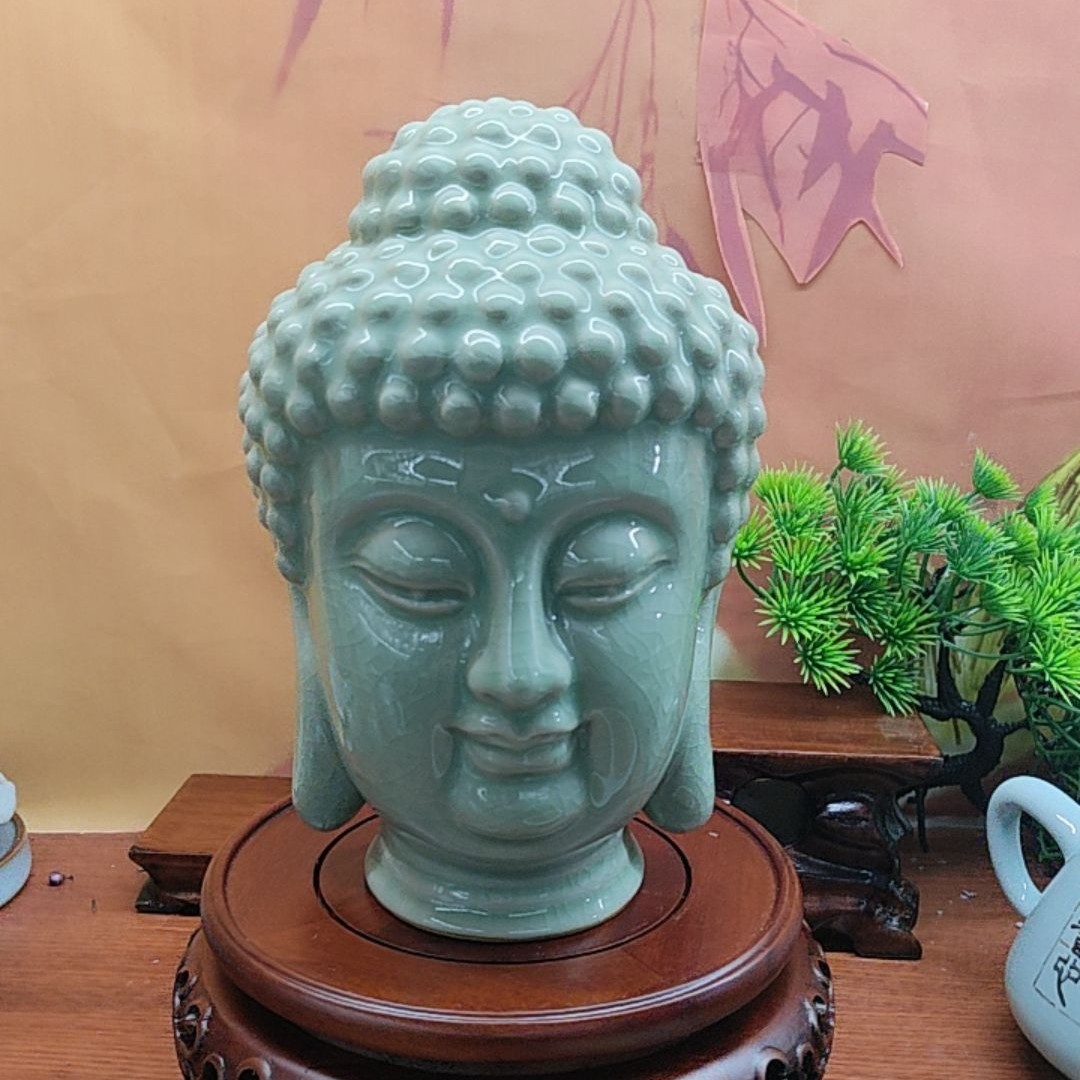 豆青小号佛首，17.5公分不带底座量，全品无暇