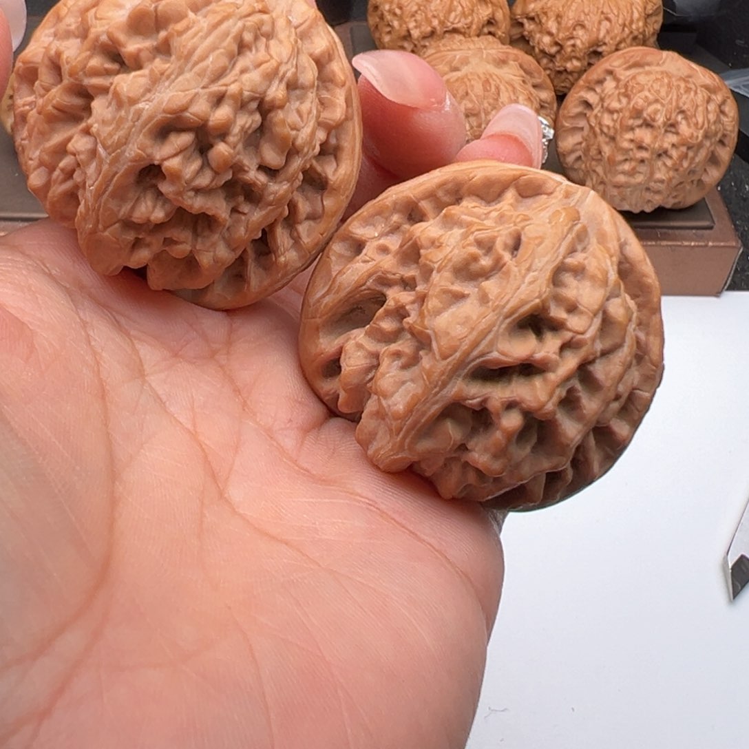 文玩核桃把件红锦鲤45