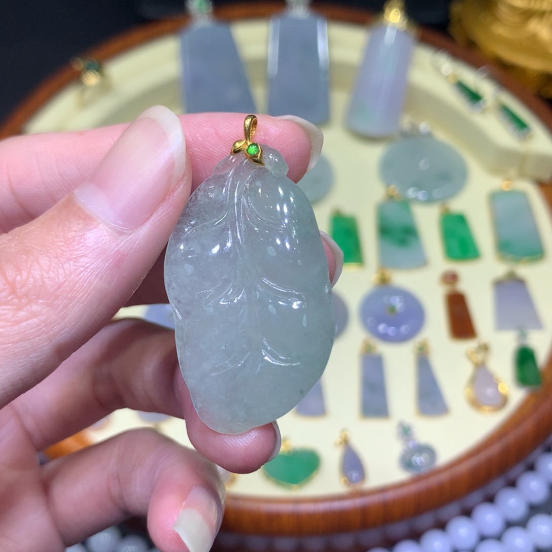 翡翠吊坠(不含链)未镶嵌