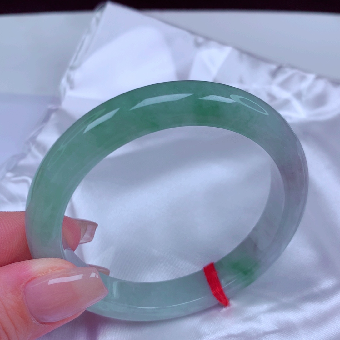 翡翠未镶嵌手镯手镯