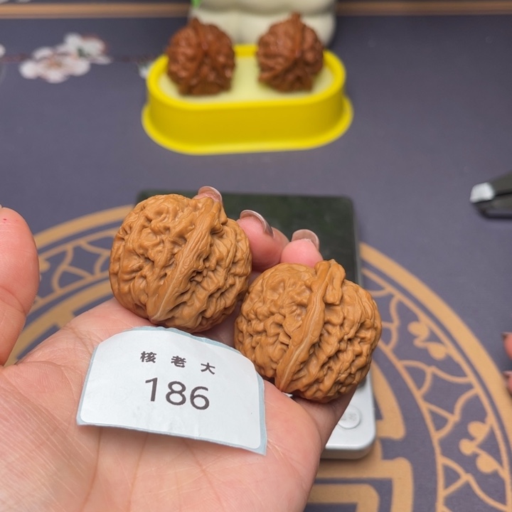 文玩核桃把件红锦鲤36/186