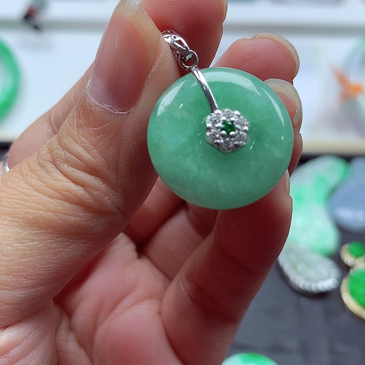 颈饰银S925镶嵌翡翠翡翠