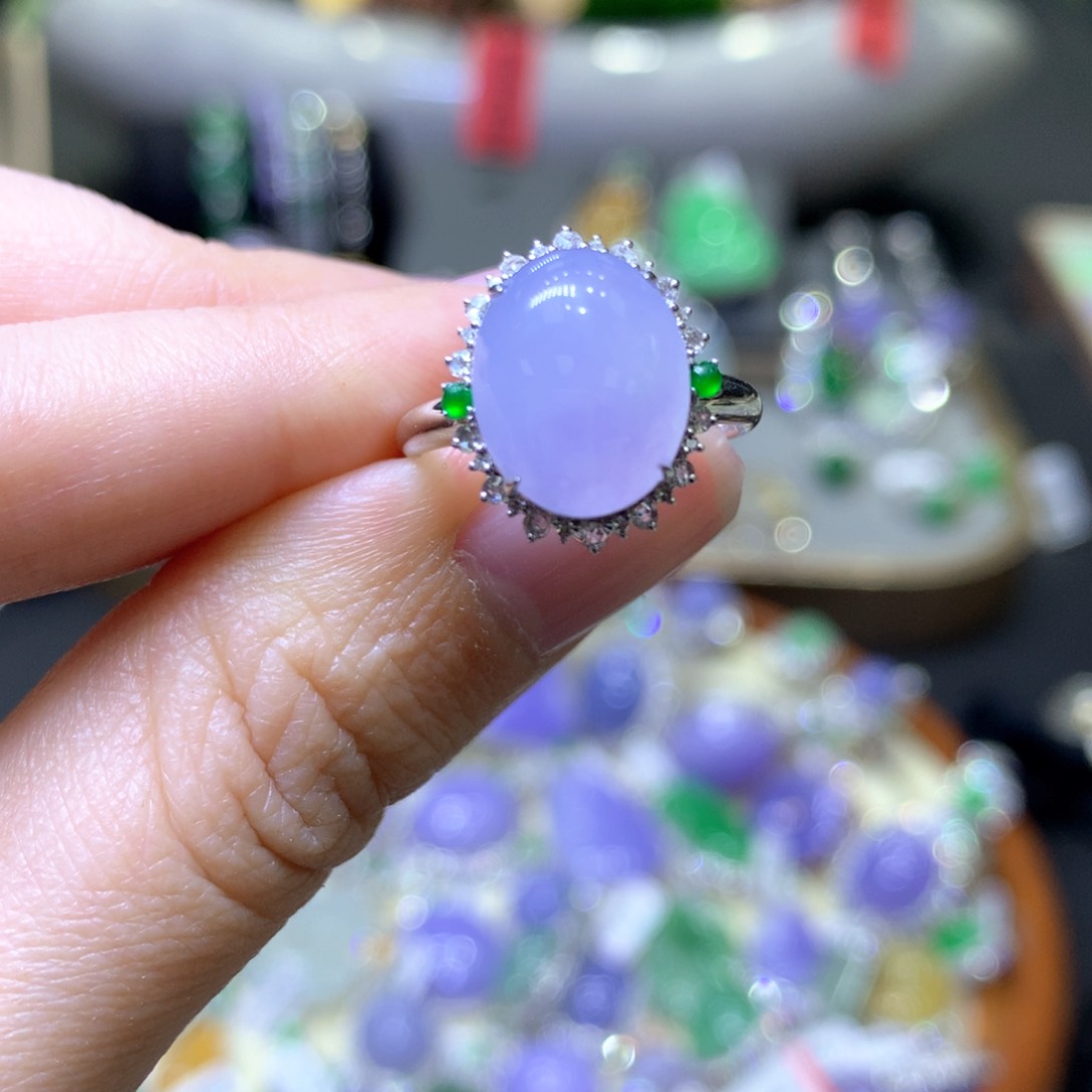 【闪购商品】翡翠颈饰18K金镶嵌翡翠吊坠项链