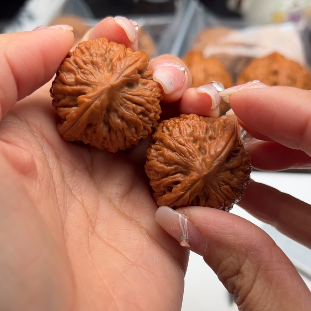 文玩核桃把件莲花36