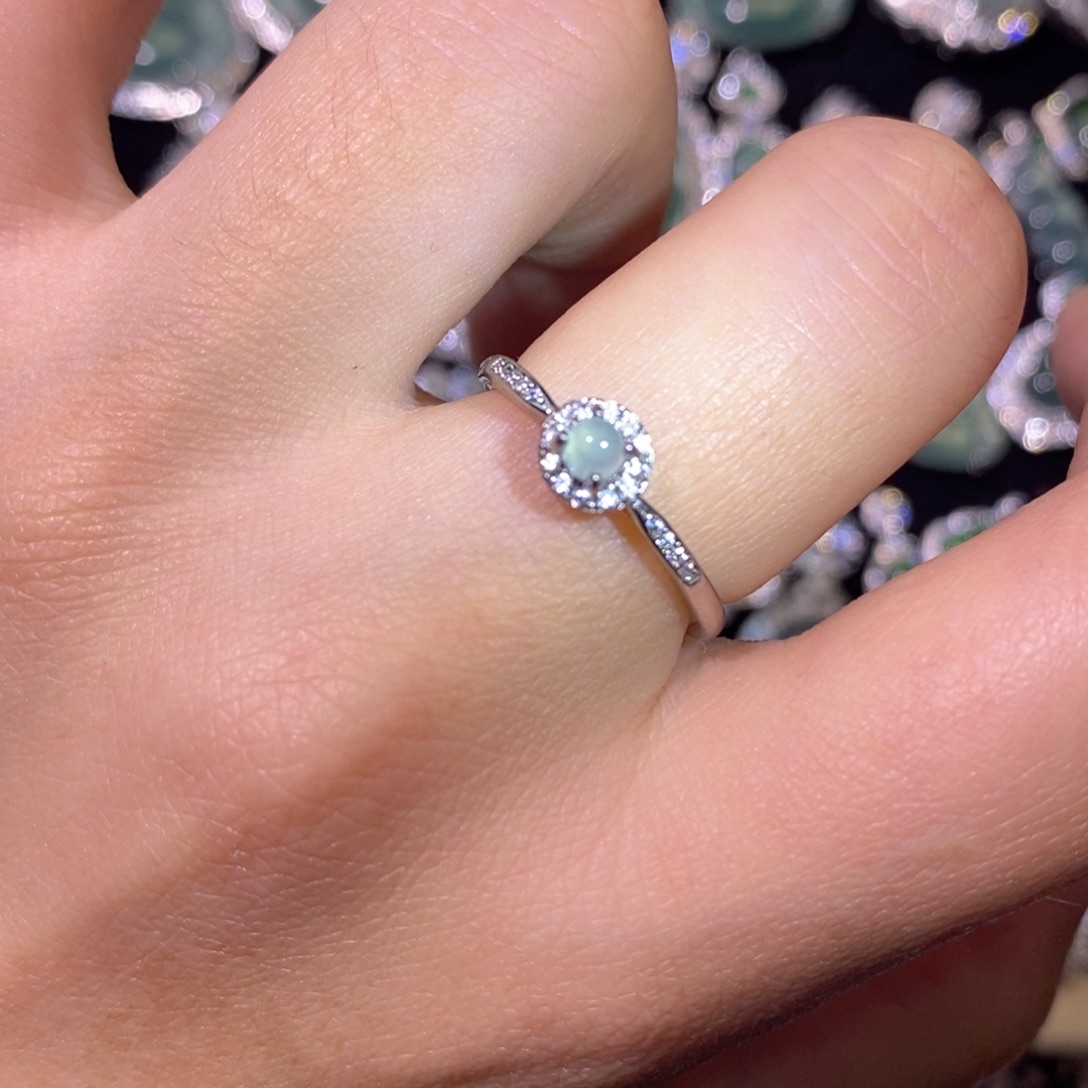 翡翠未镶嵌颈饰天然