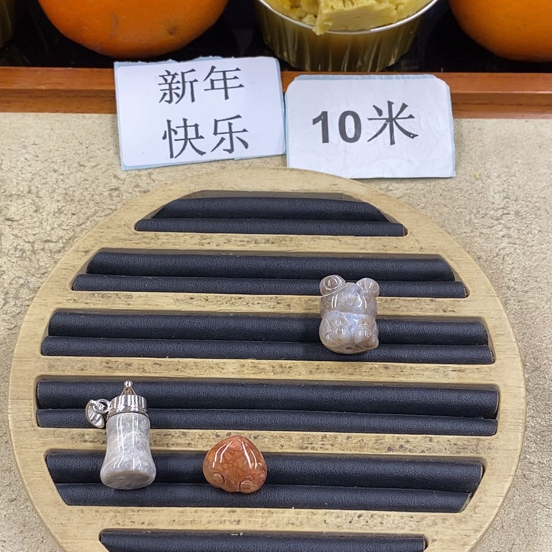 硅化珊瑚（珊瑚玉）1未镶嵌飞****圆