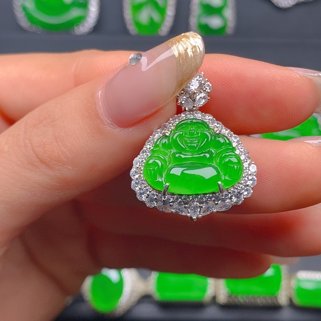 颈饰银S925镶嵌翡翠