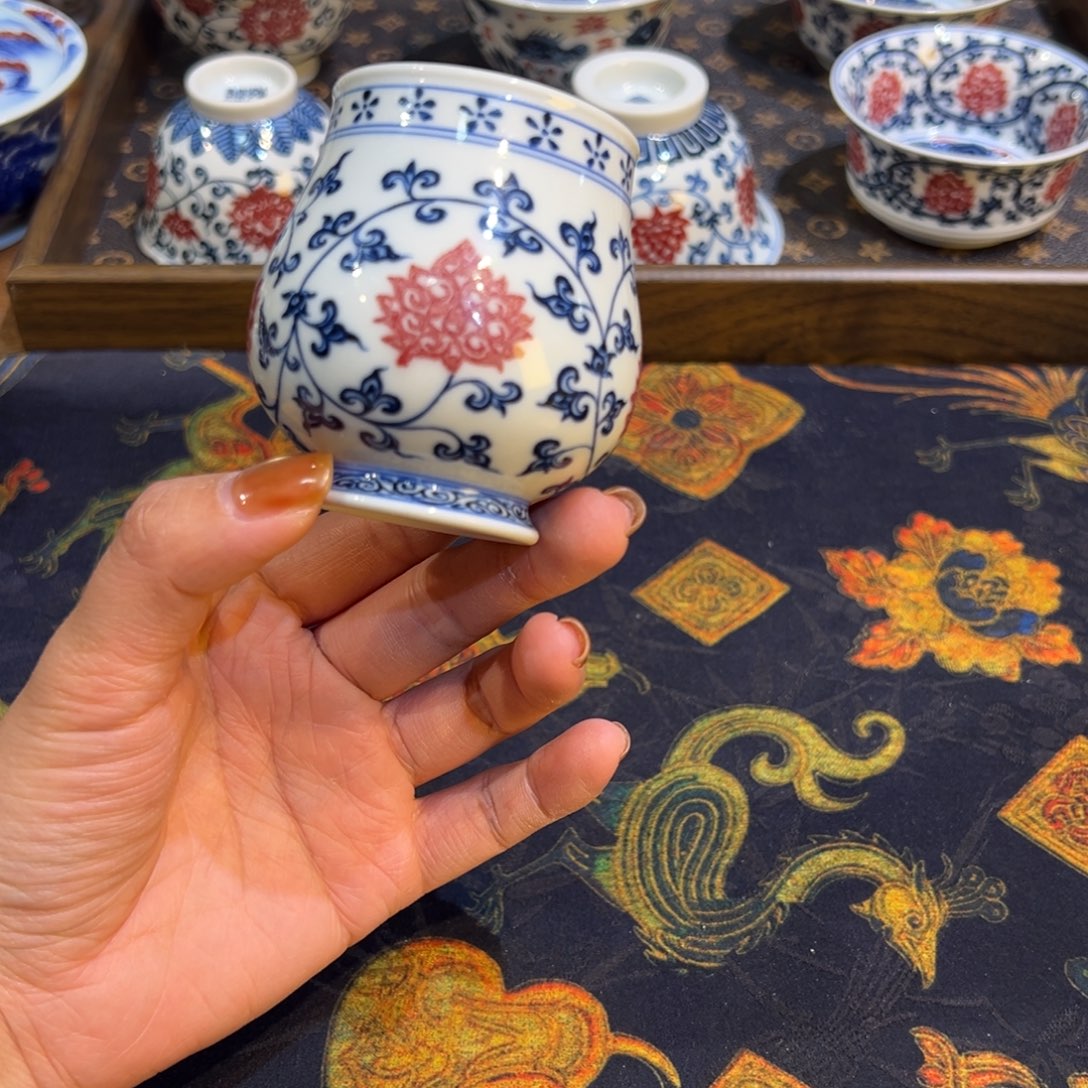 景德镇陶瓷手工手绘