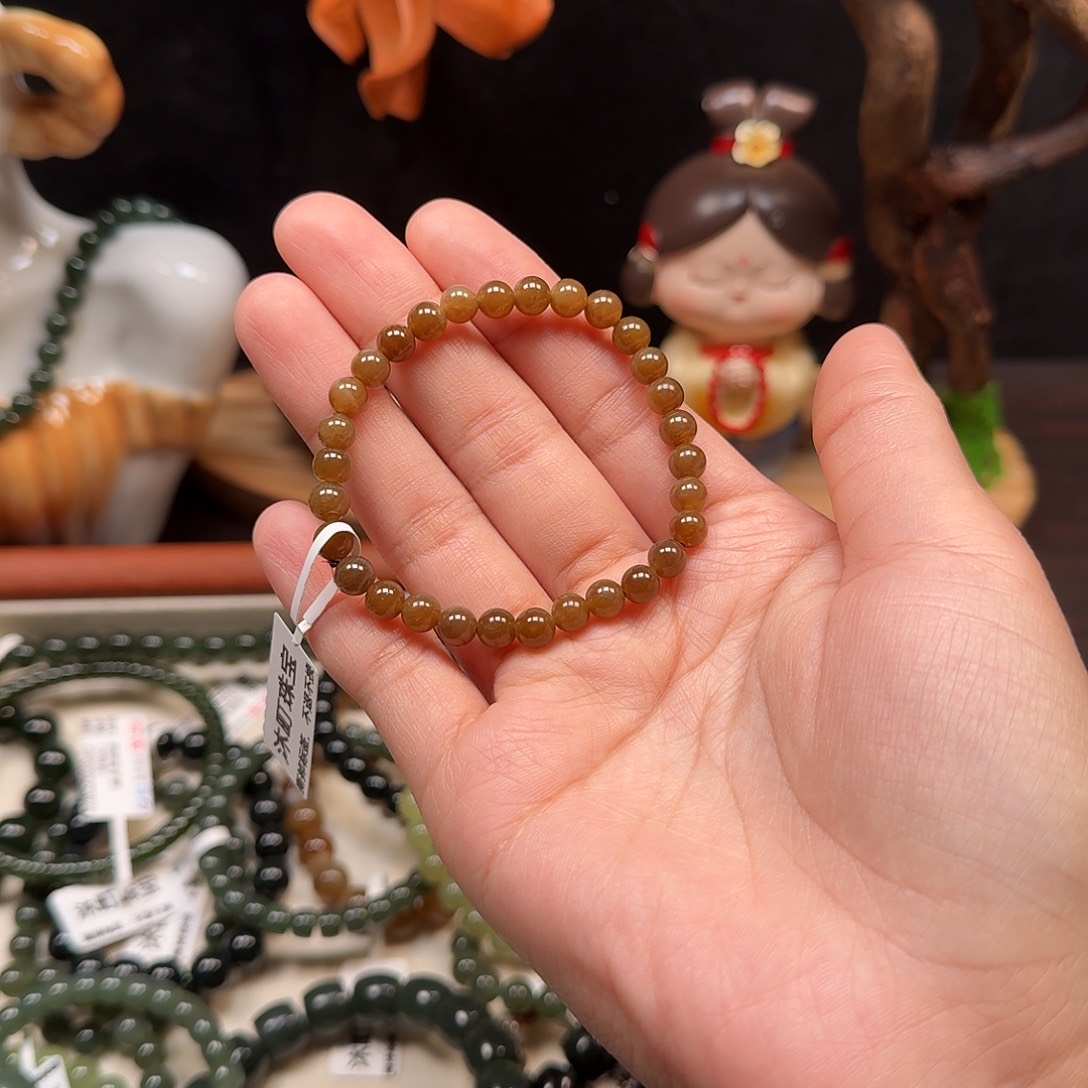 和田玉未镶嵌手串