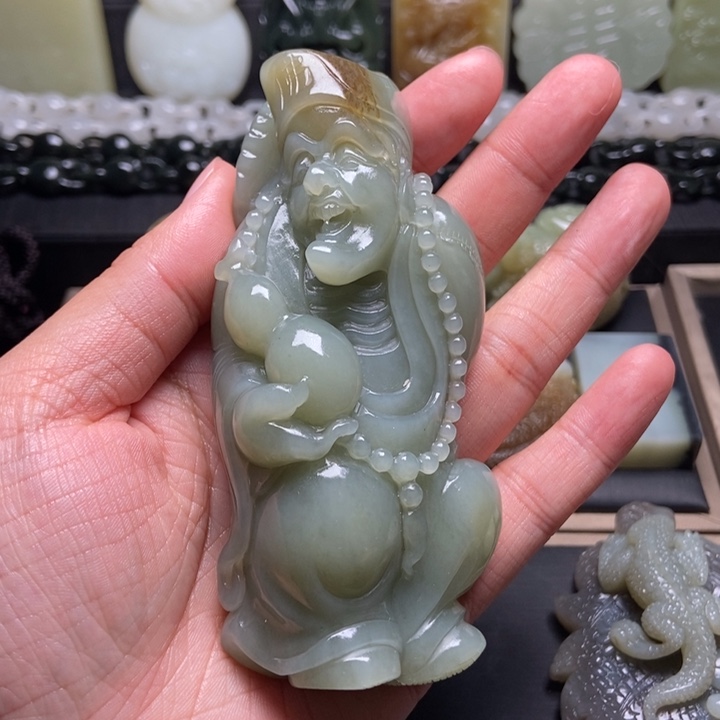 颈饰未镶嵌和田玉机*