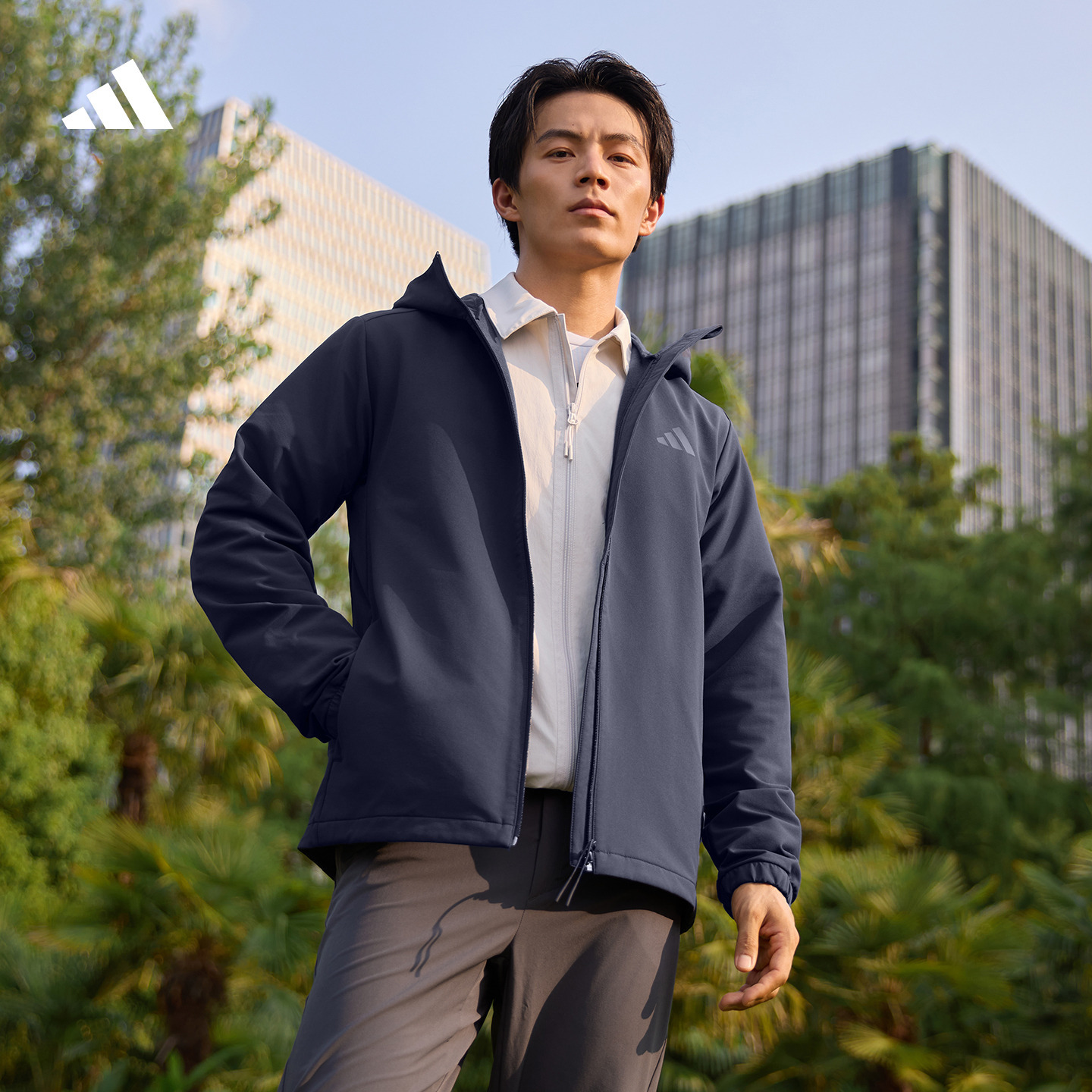 阿迪达斯官方 拒水防风休闲连帽夹克外套男女款秋季adidas KF5223