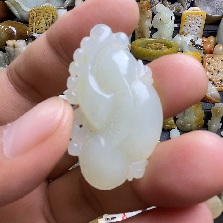 颈饰未镶嵌和田玉