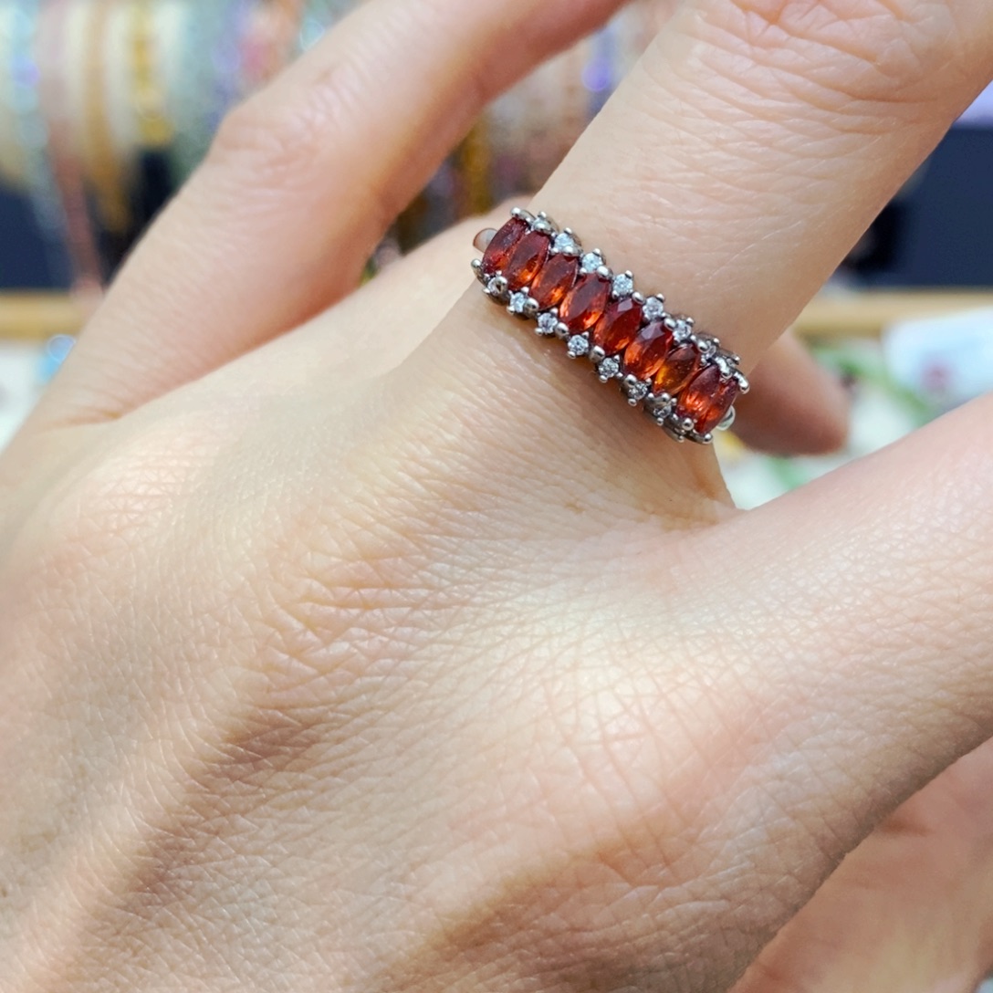 蓝宝石戒指银S925镶嵌