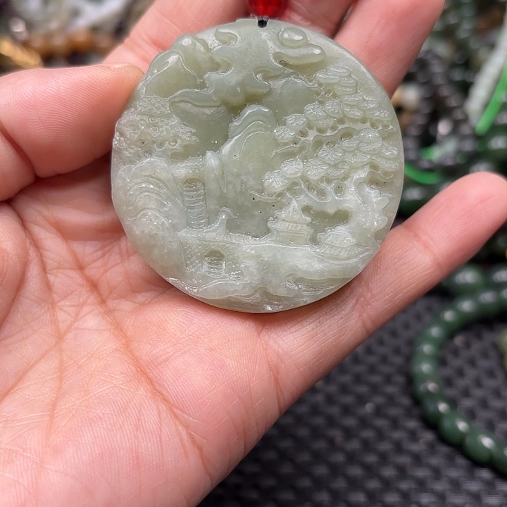 和田玉未镶嵌颈饰