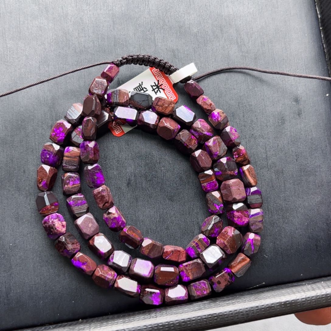 未镶嵌苏纪石（舒俱来）项链项链