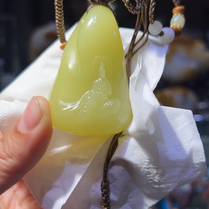 和田玉未镶嵌车挂