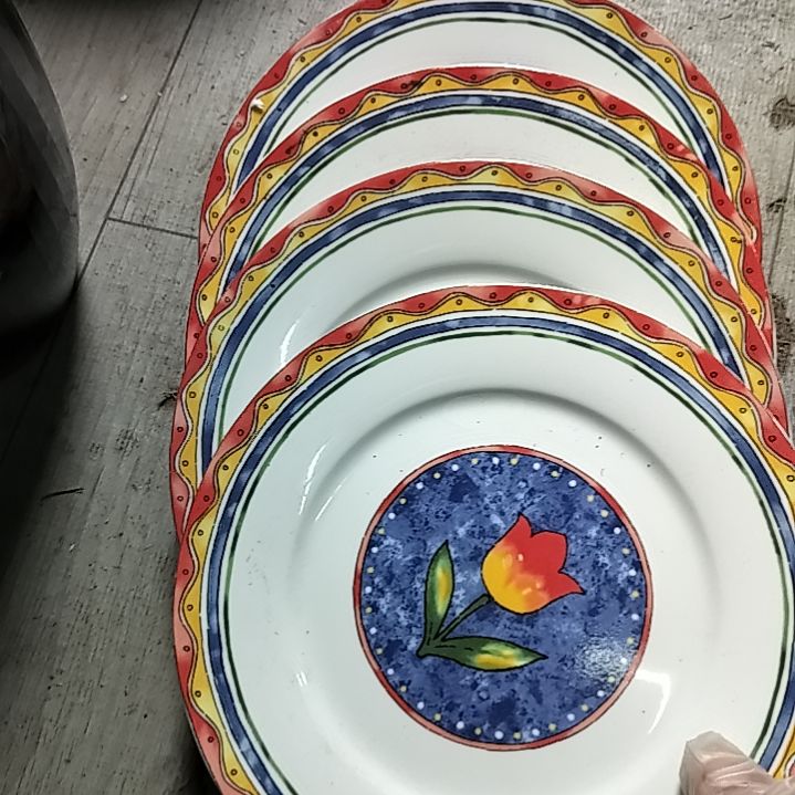 盘瓷片陶瓷杯盘壶碗都有