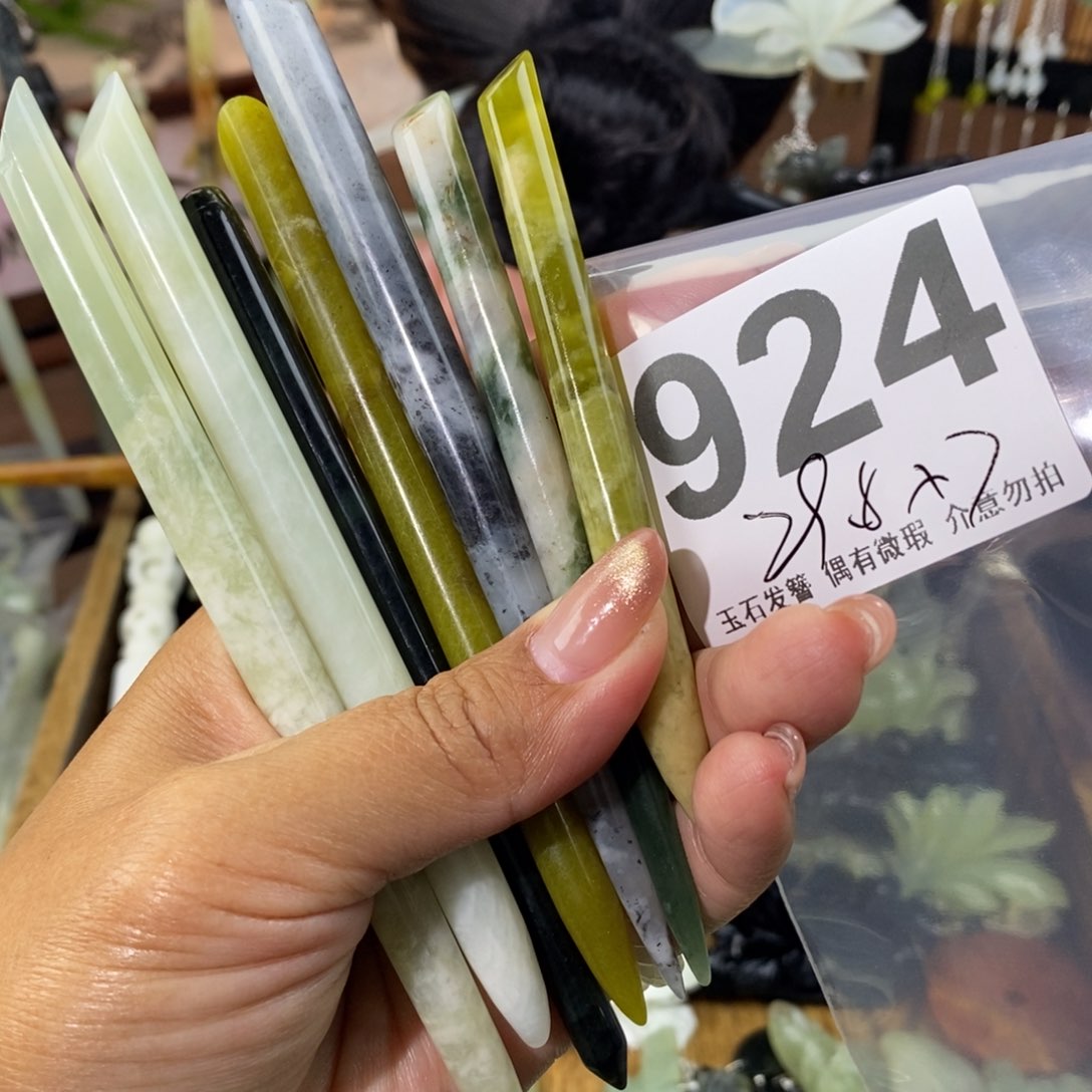 蛇纹石玉发饰未镶嵌l****t