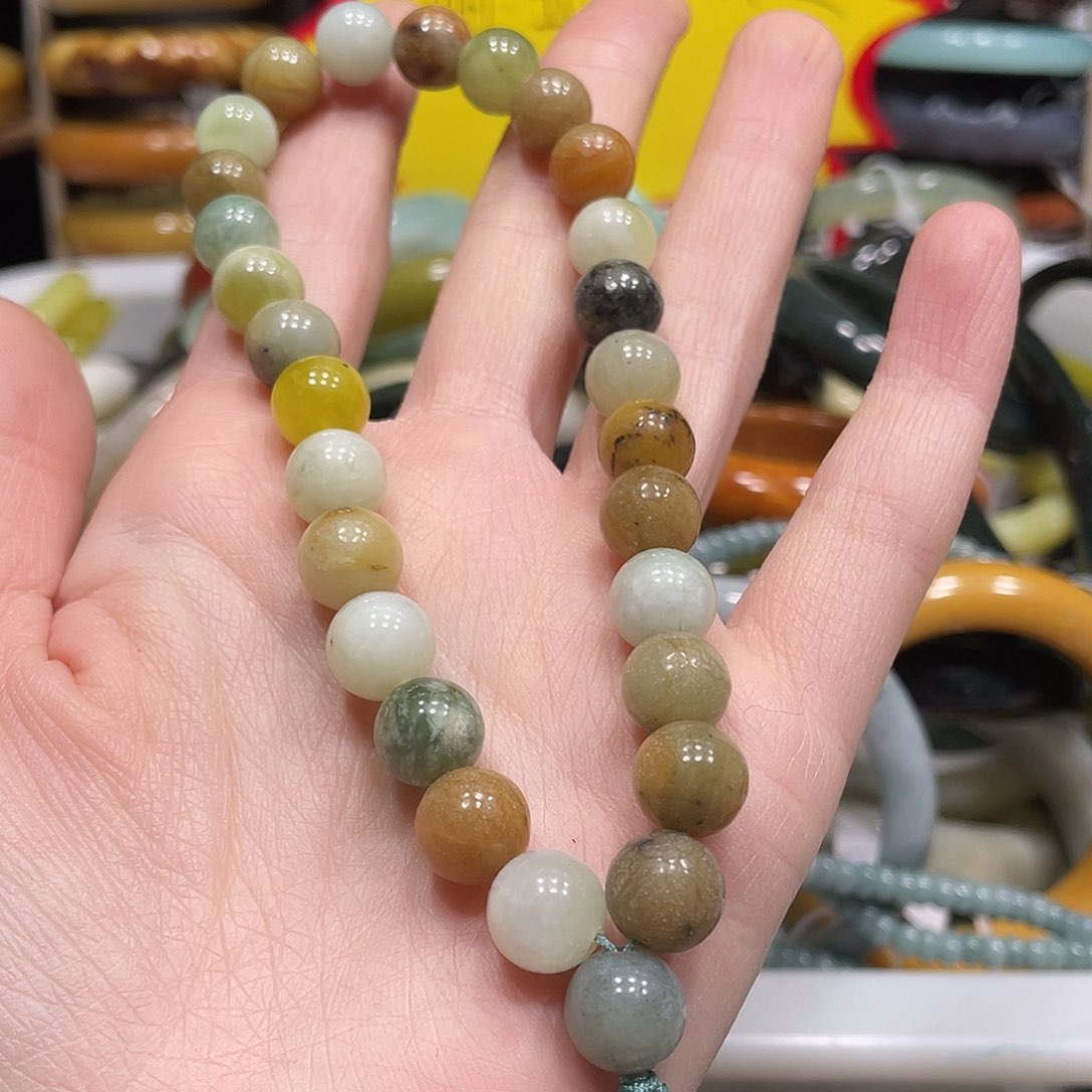 蛇纹石玉手串未镶嵌