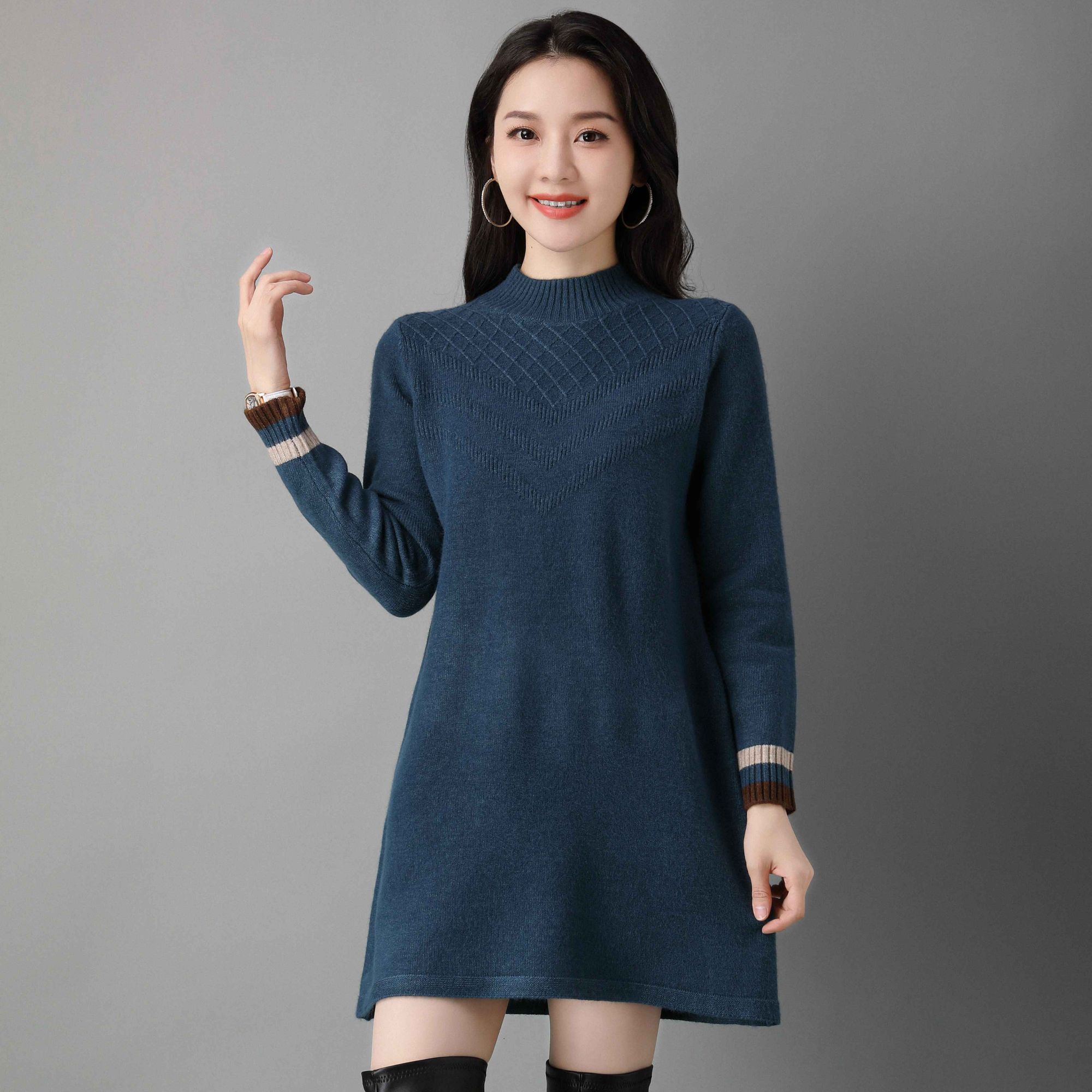 长袖针织连衣裙女2024秋冬季小个子高级感打底裙中长款内搭毛衣裙