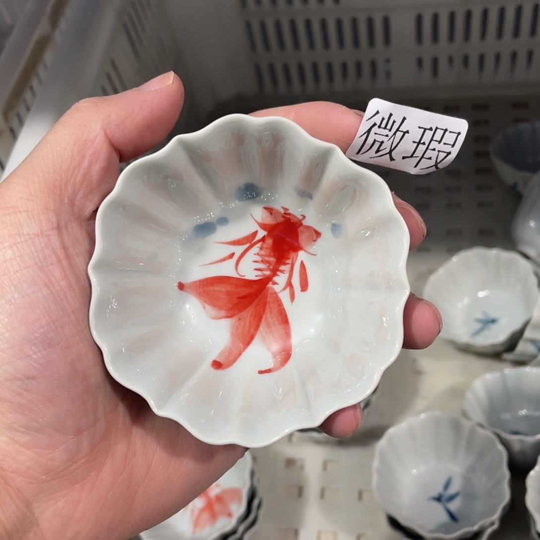 釉下手绘茶具微瑕