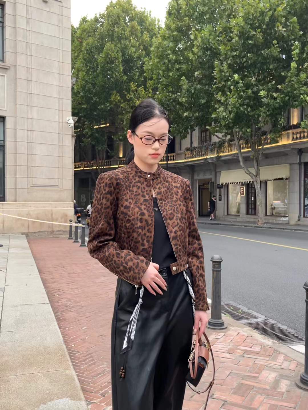 KM短款秋季复古修身休闲豹纹厚款短外套女提花常规秋冬25115