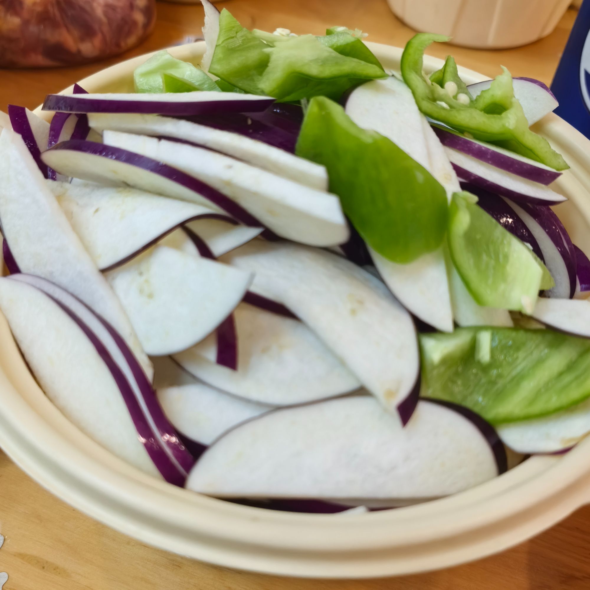 青椒茄片（约300g）