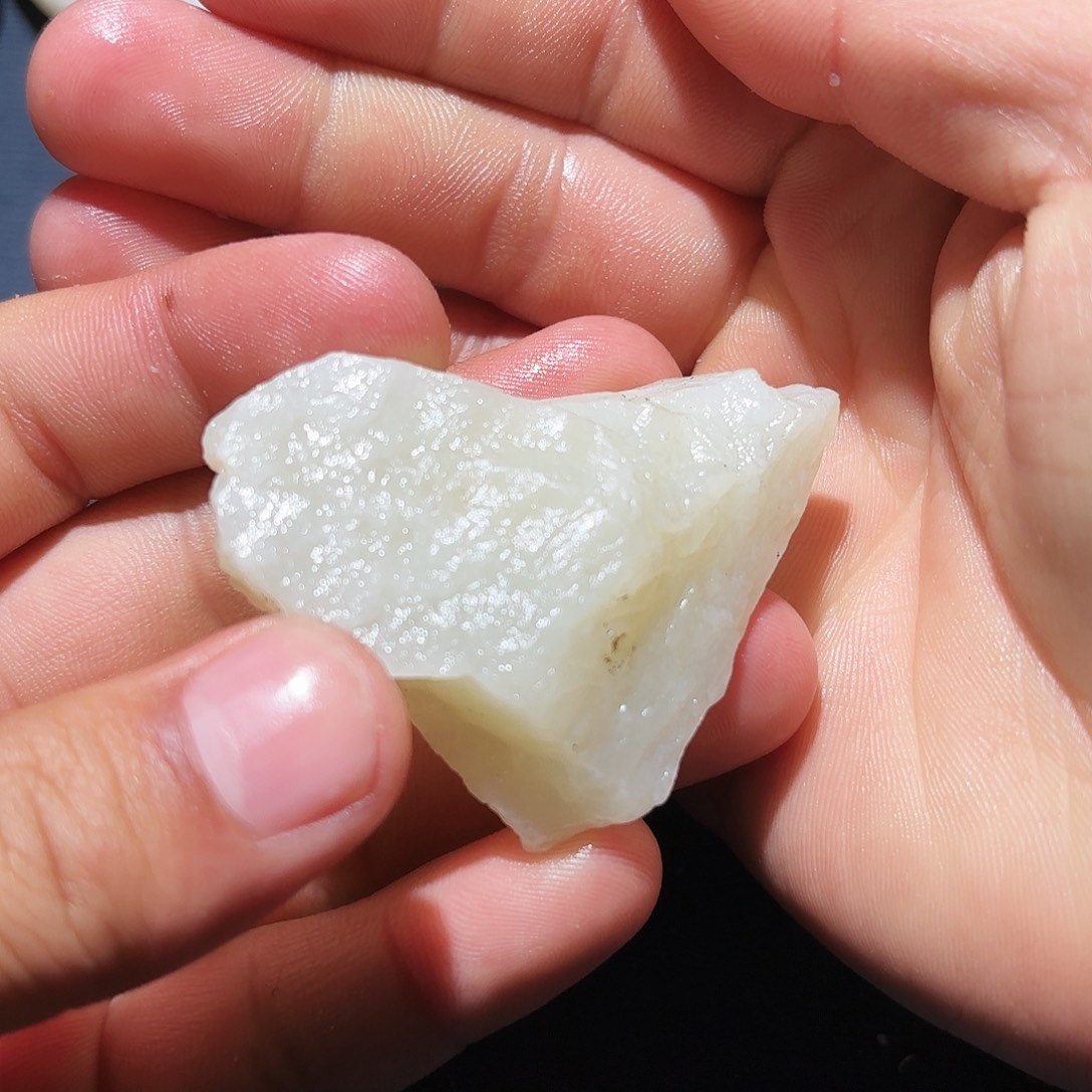 和田玉未镶嵌珠宝奇石