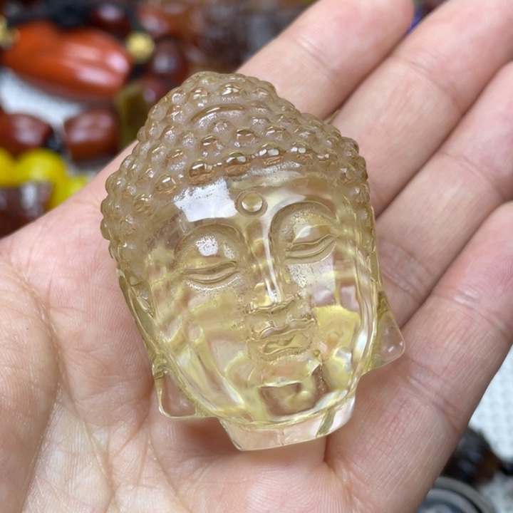 水晶颈饰未镶嵌在**叔水晶