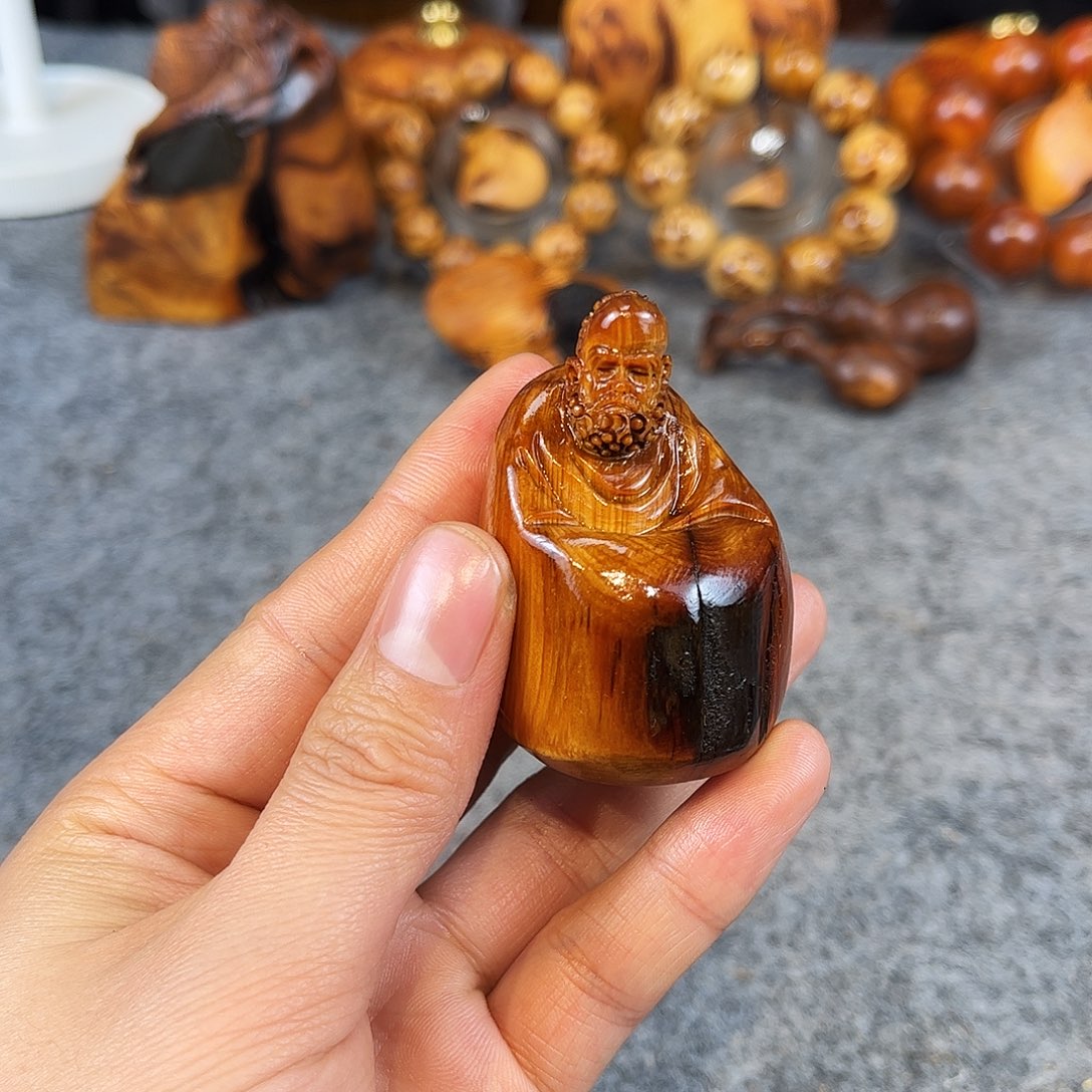 柏木（崖柏）精品把件