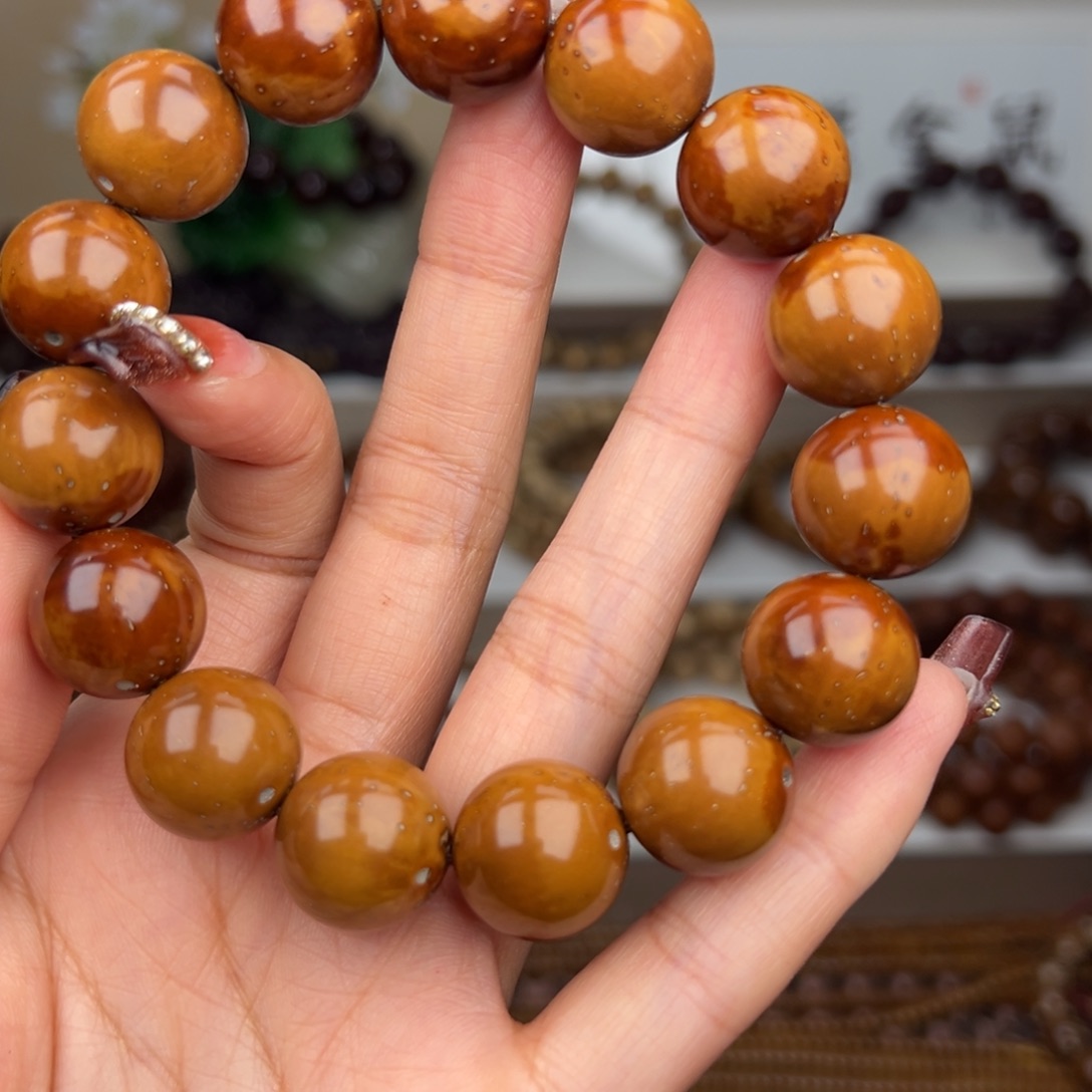 紫金鼠手串?**～卡15.7半实心光珠