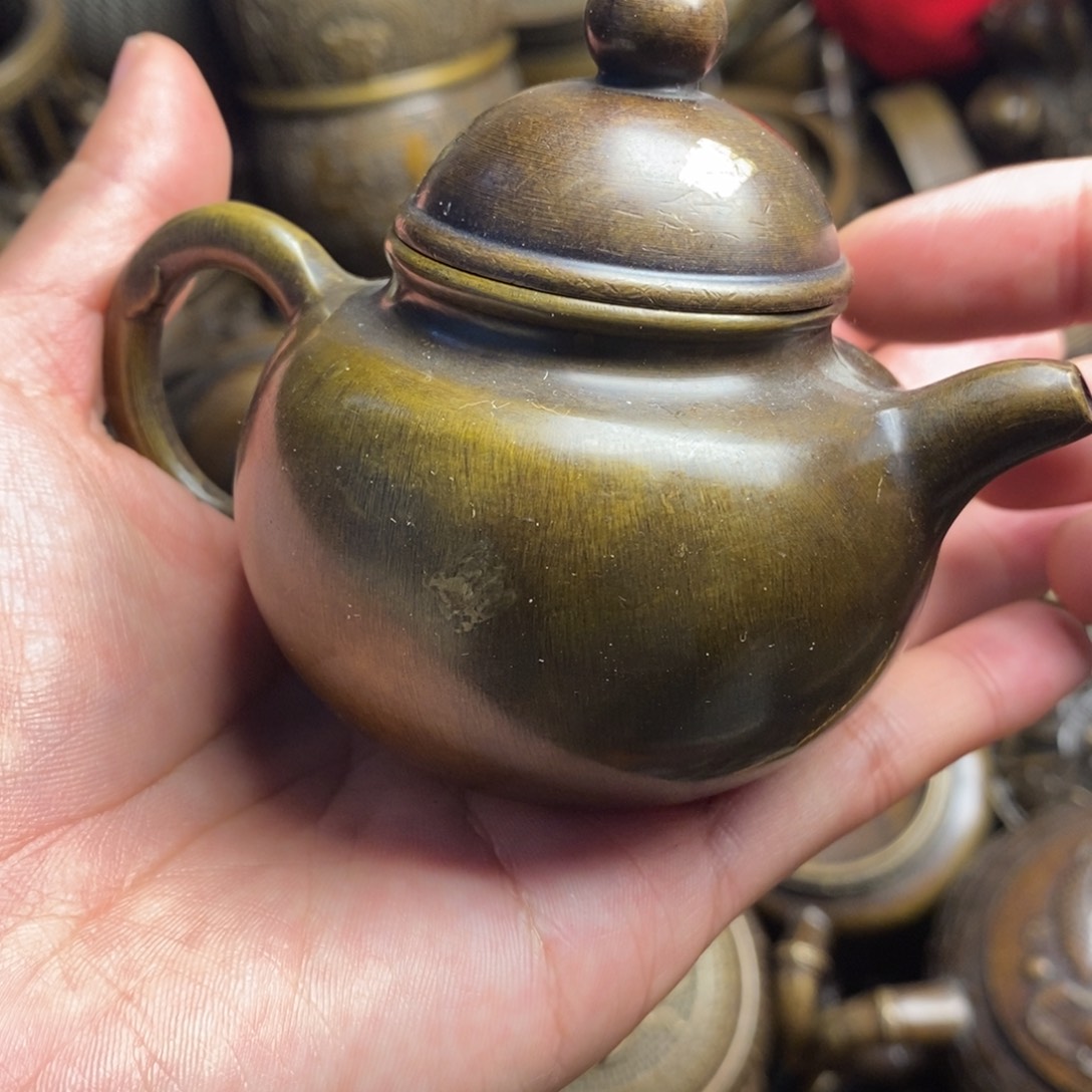 精美铜器做工精良