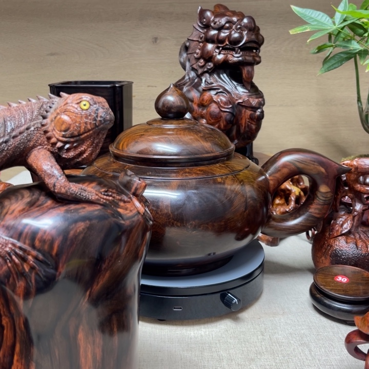 木***品交趾黄檀（大红酸枝）