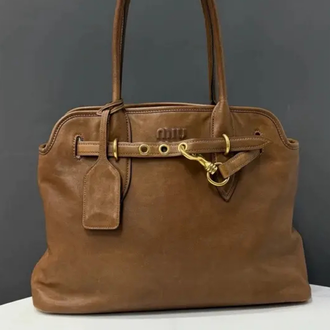 95新 MIU MIU/缪缪 24秀款贝壳包39cm/JJ5040802