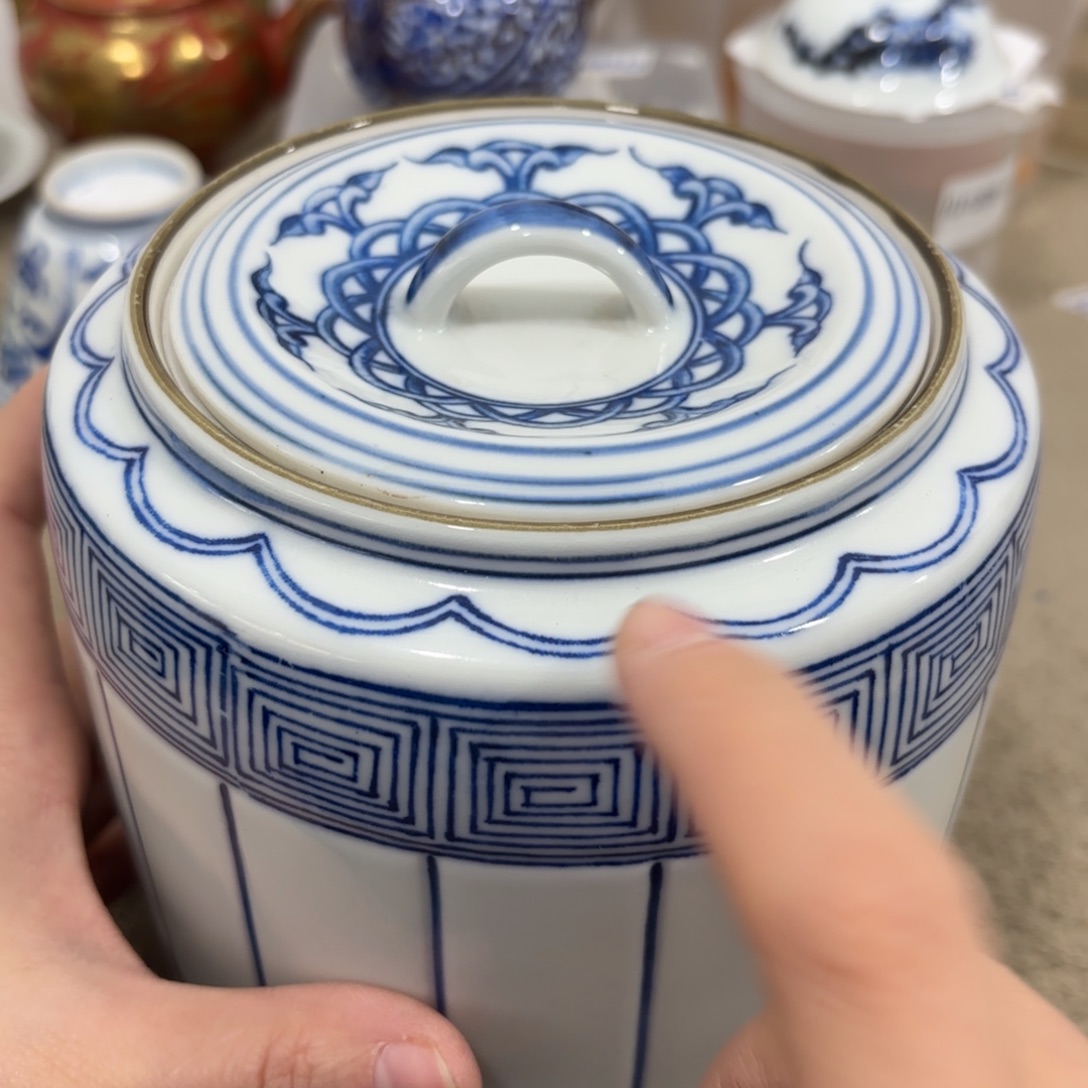 瓷片非常好看漂亮的物品 