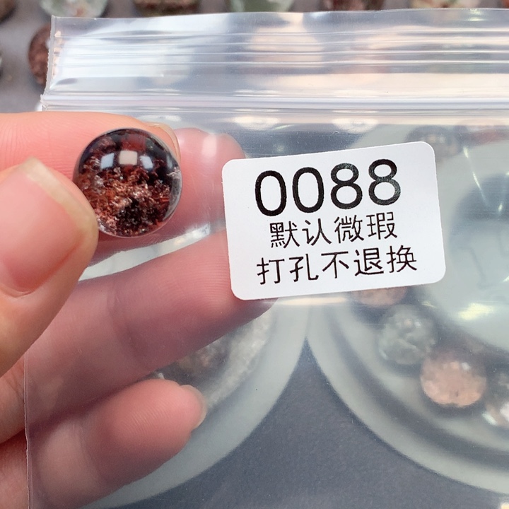 颈饰未镶嵌水晶琳*?