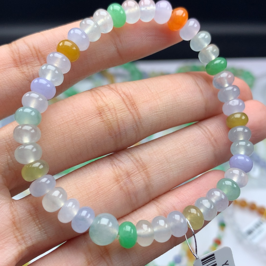 翡翠手链未镶嵌卡