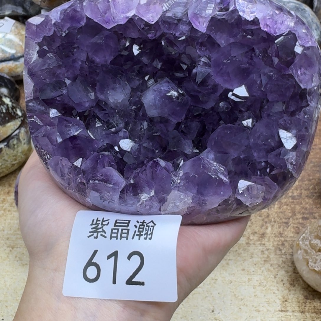 未镶嵌大型摆件（非配饰）水晶