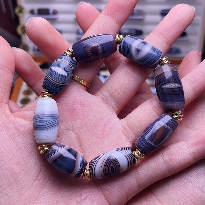 1***6玛瑙/玉髓未镶嵌颈饰