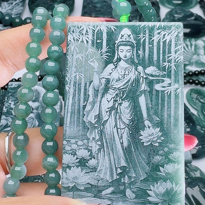 颈饰未镶嵌翡翠天然的A货翡翠多样性发其一