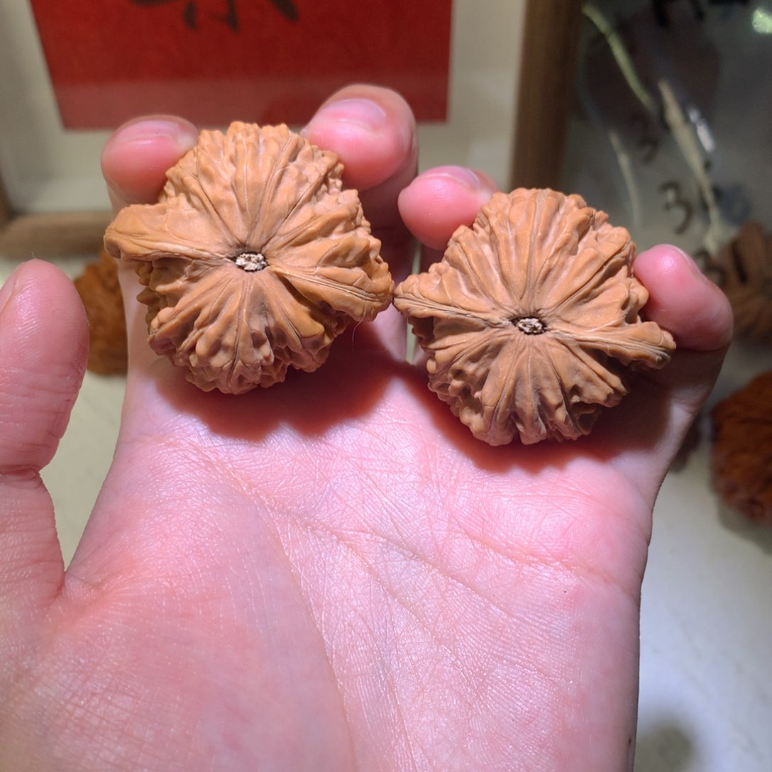 文玩核桃吊坠42磨盘46