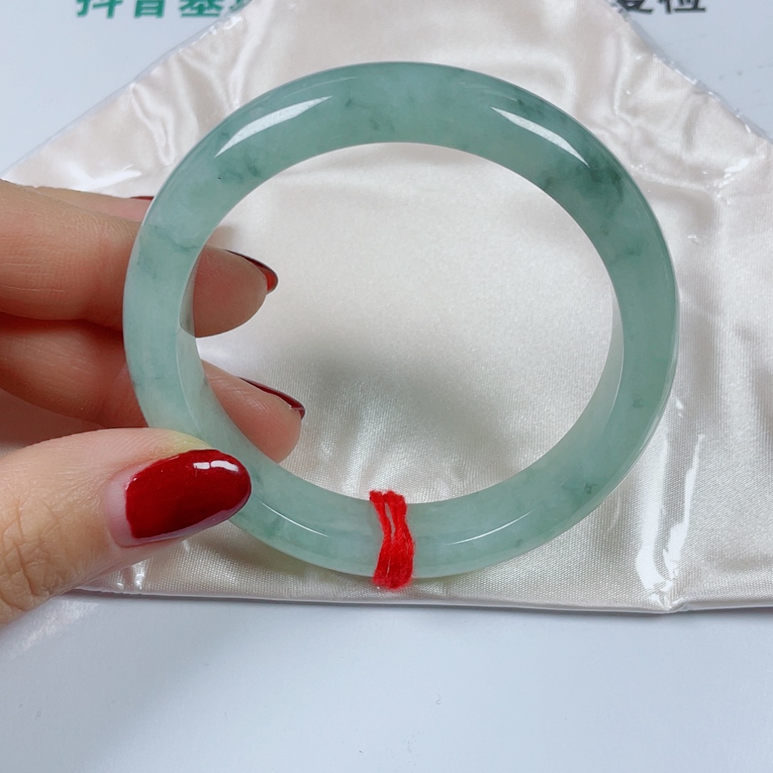 翡翠未镶嵌手镯天然