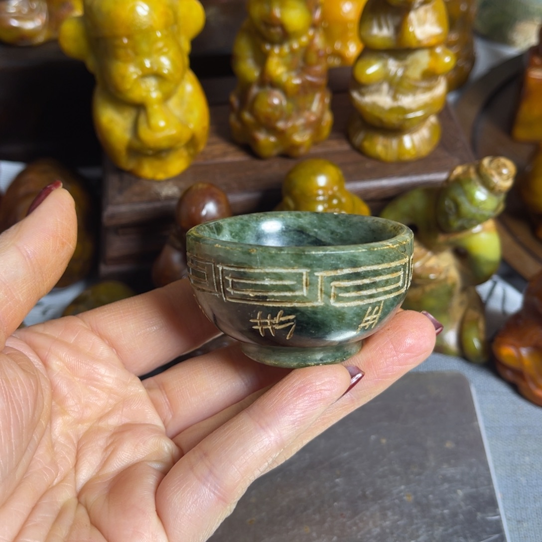 蛇纹石玉合金颈饰