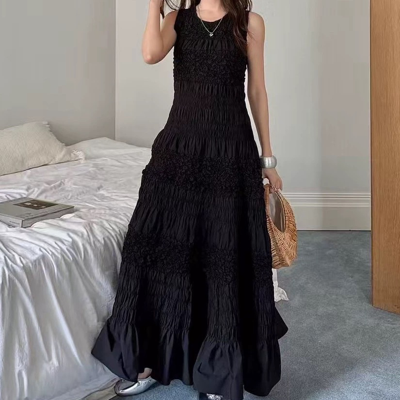 夏季气质褶皱泡泡感显瘦连衣裙收腰韩系长裙2025夏季新款