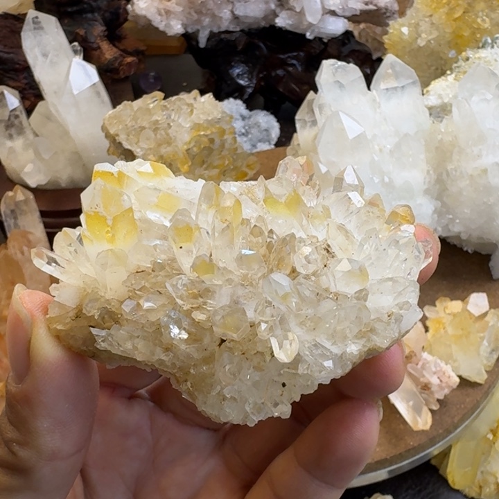 水晶未镶嵌珠宝半成品