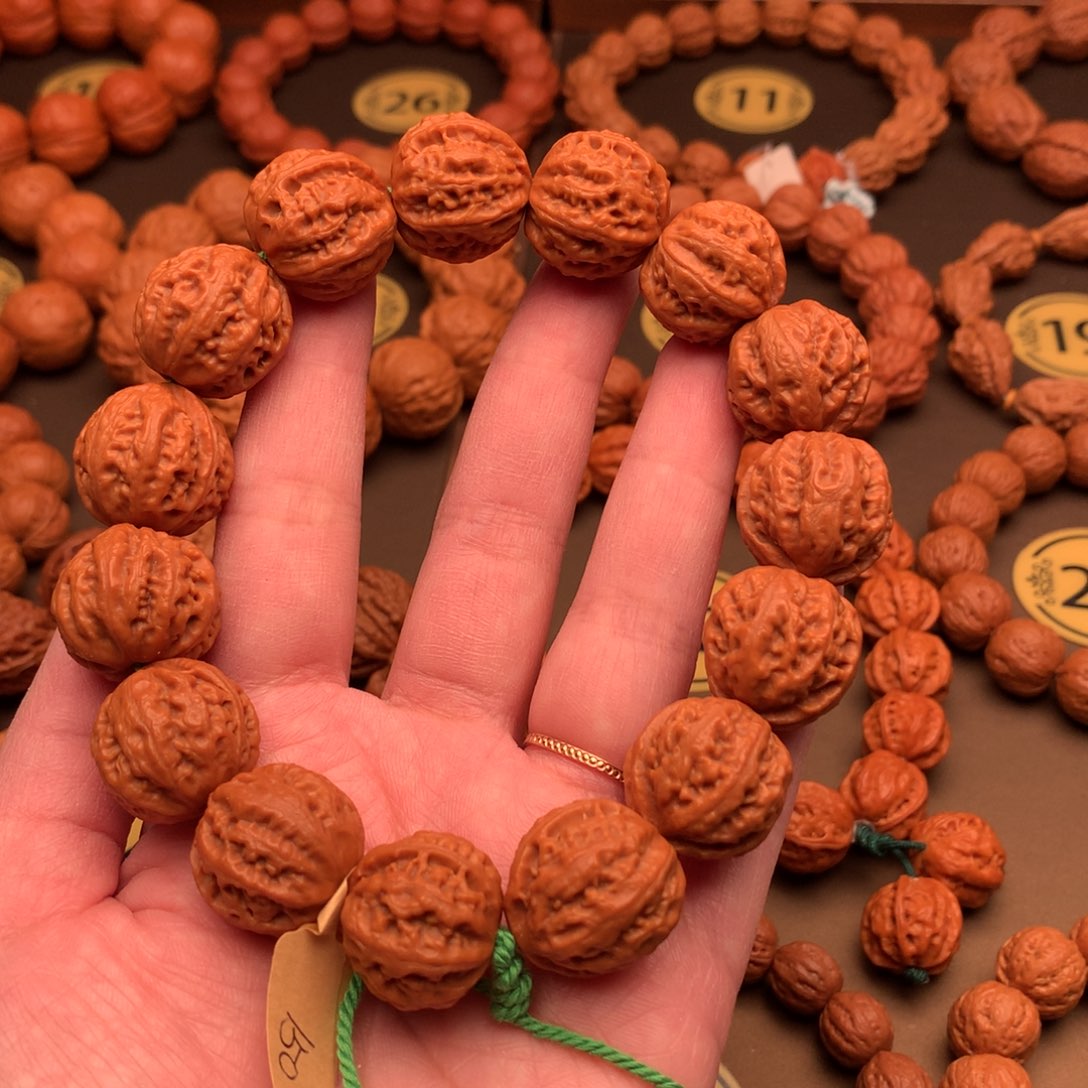文玩核桃手串21尺寸
